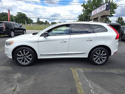 Used 2017 Volvo XC60 T6 Dynamic w/ Climate Package AWD/4WD image 6