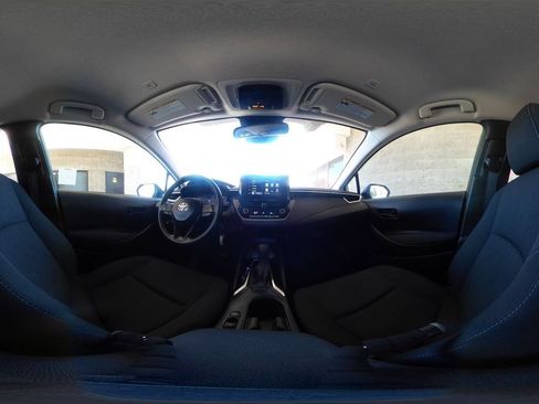 Used 2025 Nissan Versa SV FWD image 36