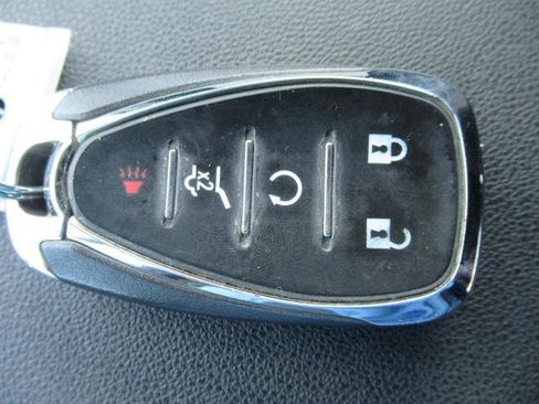 Used 2019 Chevrolet Equinox LT FWD image 28