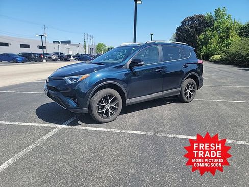 Used 2018 Toyota RAV4 SE w/ Power Extra Value Package AWD/4WD image 1