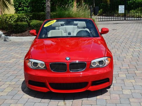 Used 2012 BMW 135i Convertible image 30