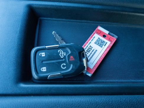 Used 2019 Chevrolet Silverado 1500 LT w/ All-Star Edition image 26