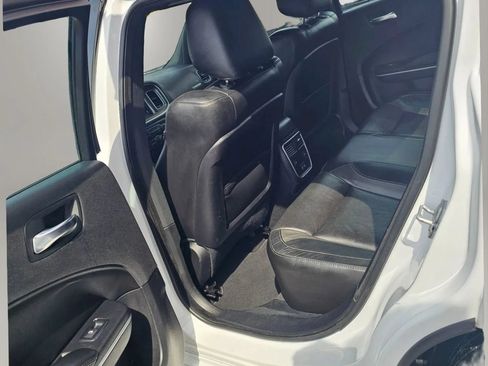 Used 2021 Dodge Charger SXT w/ Leather Interior Group RWD image 7