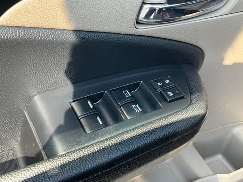 Used 2021 Honda Pilot Touring image 29