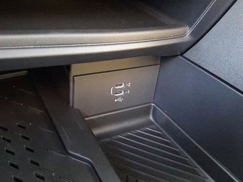 New 2026 Chrysler Pacifica Limited w/ S Appearance Package image 21