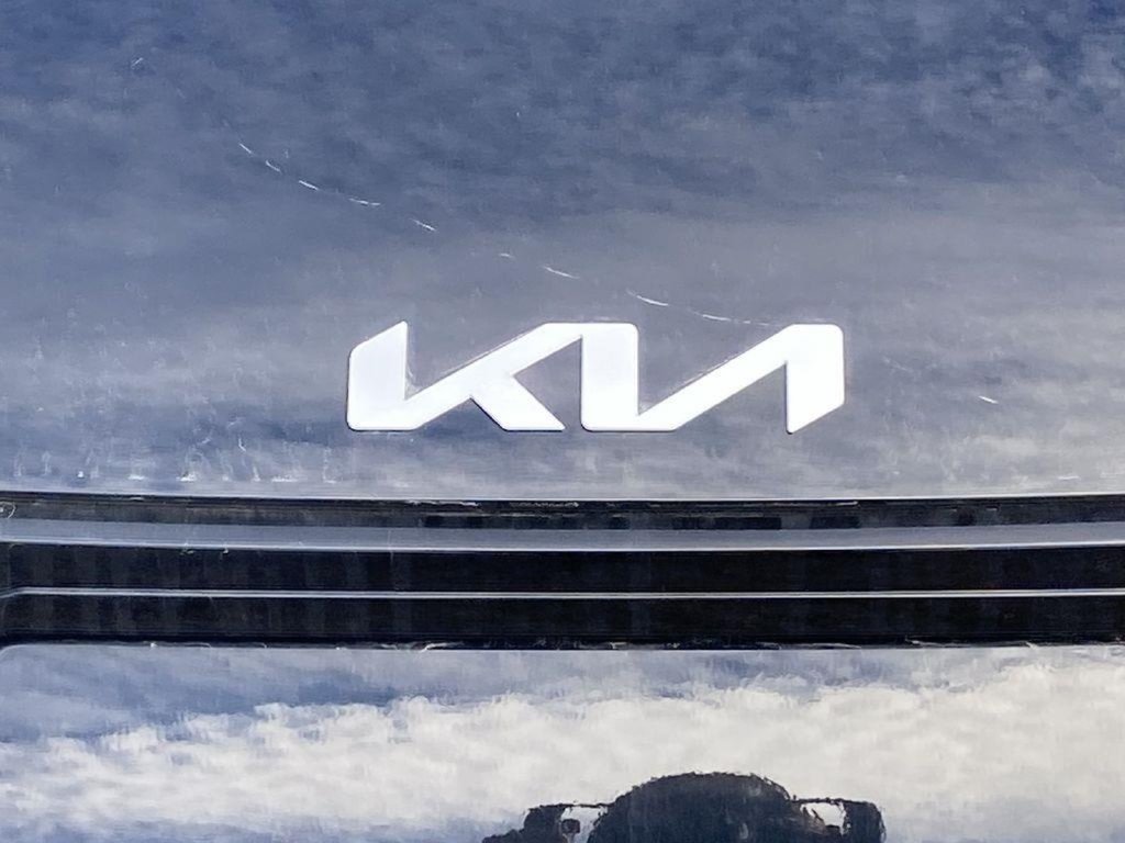 New 2025 Kia EV6 Light AWD/4WD image 27