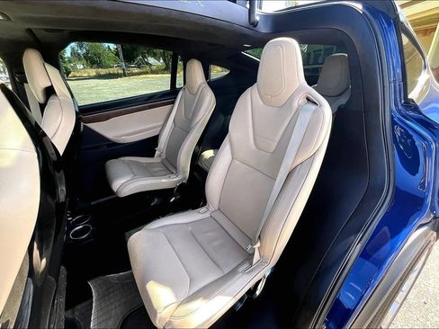 Used 2016 Tesla Model X 90D AWD/4WD image 21