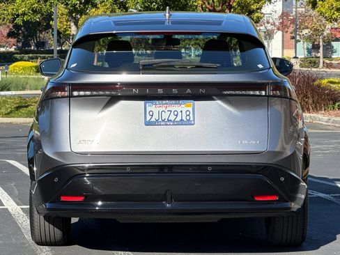 Certified 2023 Nissan Ariya FWD image 5