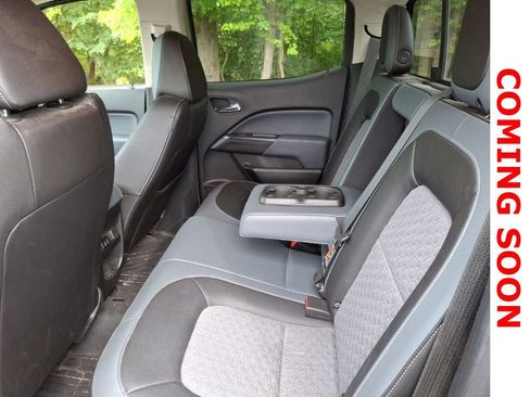 Used 2018 Chevrolet Colorado Z71 AWD/4WD image 10