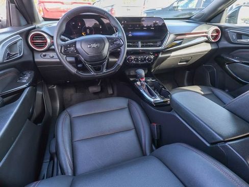 Used 2024 Chevrolet Trax RS w/ Sunroof Package FWD image 16