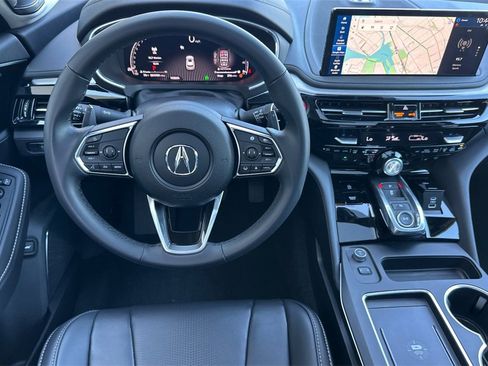 Certified 2025 Acura MDX w/ Technology Package image 15