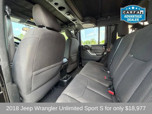 Used 2018 Jeep Wrangler Unlimited Sport S AWD/4WD image 10