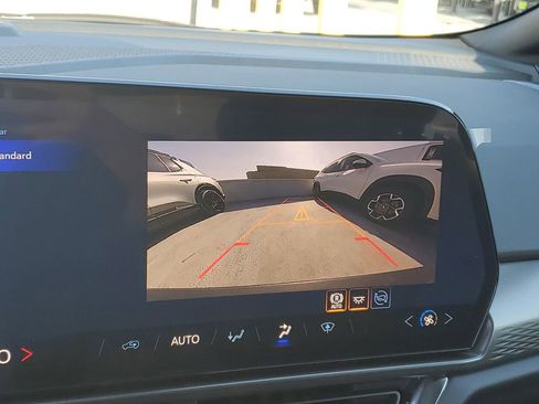 New 2026 Chevrolet Equinox EV LT image 23