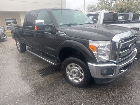 Used 2016 Ford F250 XLT w/ XLT Premium Package image 5