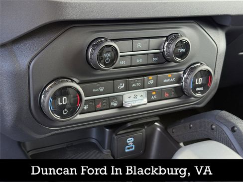 New 2025 Ford Bronco Badlands image 25