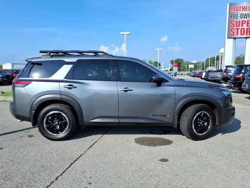 Certified 2025 Nissan Pathfinder Rock Creek AWD/4WD image 2