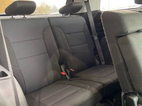 Used 2020 GMC Acadia SLE image 28