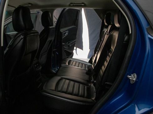 Used 2020 Ford Edge SEL image 20