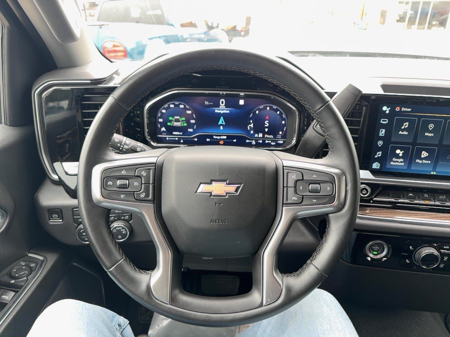 Used 2023 Chevrolet Silverado 1500 LT AWD/4WD image 13