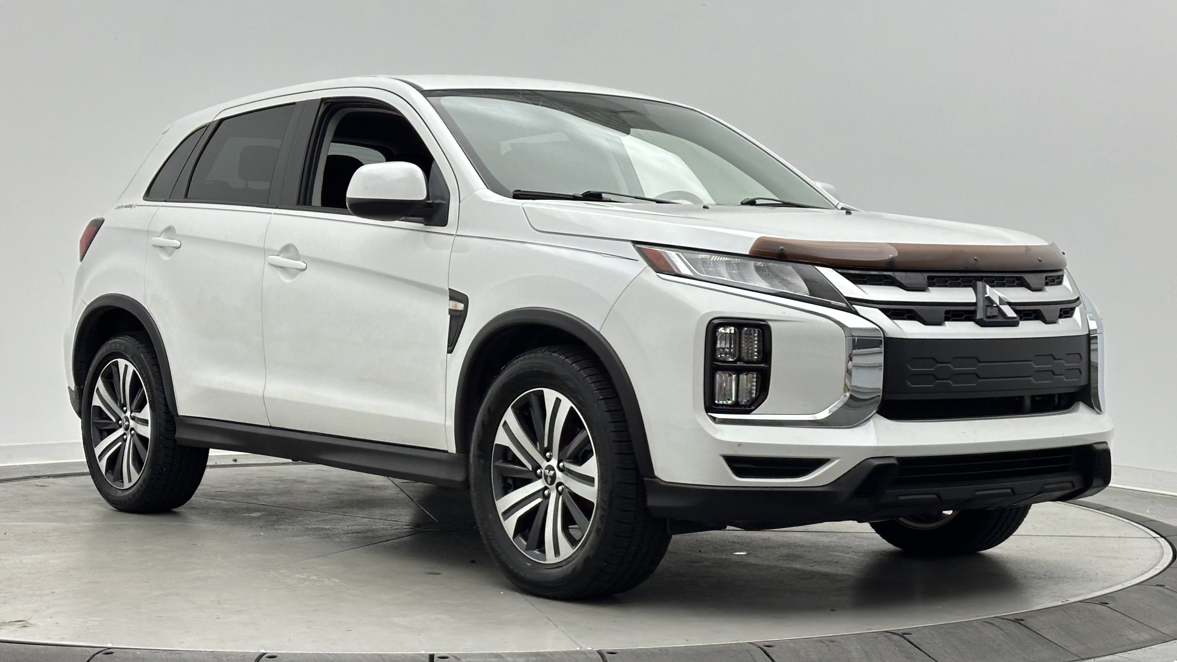 Used 2020 Mitsubishi Outlander Sport ES FWD image 3