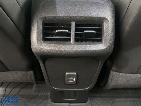 Used 2022 Chevrolet Equinox Premier w/ LPO, Floor Liner Package image 24