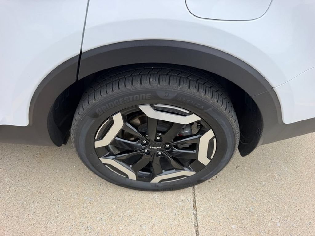 Used 2024 Kia Telluride S w/ S Sunroof Package AWD/4WD image 5