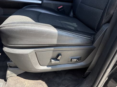 Used 2017 RAM 1500 Sport w/ Black Ram 1500 Sport Group AWD/4WD image 30
