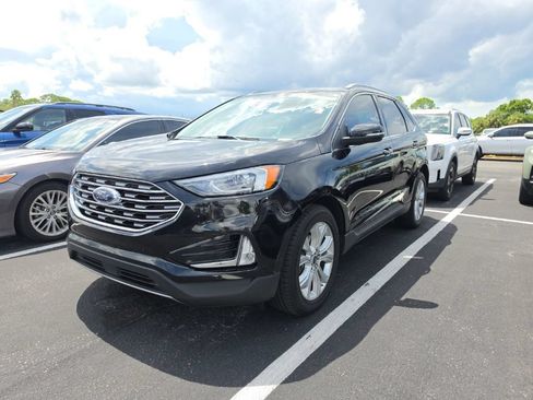 Used 2020 Ford Edge Titanium FWD image 5