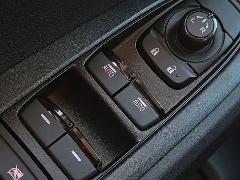 New 2026 Subaru Crosstrek 2.0i Premium AWD/4WD image 18