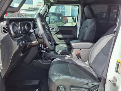 Used 2023 Jeep Wrangler Unlimited Sport AWD/4WD image 18