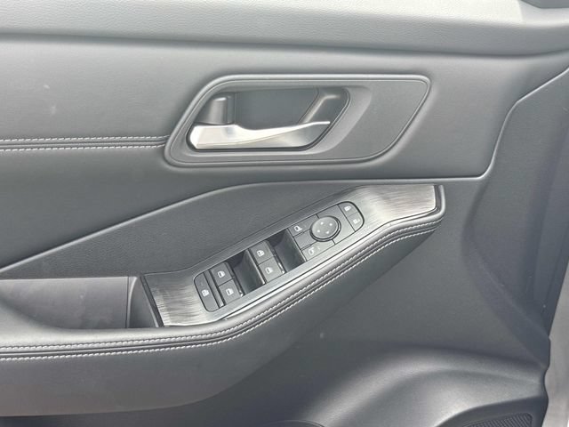 New 2026 Nissan Rogue Dark Armor FWD image 24