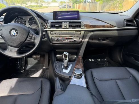 Used 2015 BMW 320i Sedan RWD image 14