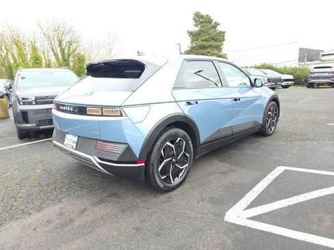 Certified 2024 Hyundai Ioniq 5 SE image 5