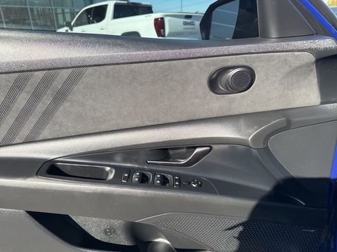 Used 2023 Hyundai Elantra N Base image 11