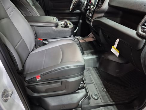 New 2025 RAM 2500 Tradesman w/ Chrome Appearance Group image 12