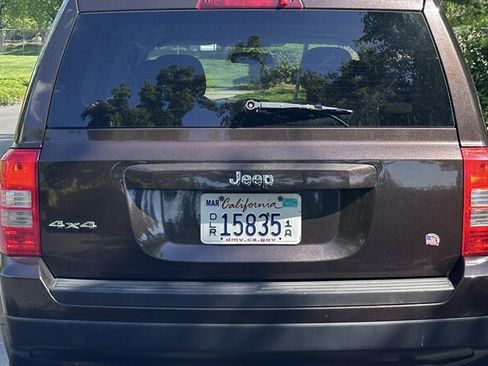 Used 2014 Jeep Patriot Sport w/ Power Value Group image 8