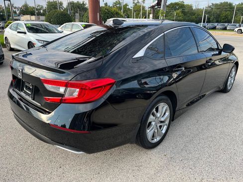 Used 2019 Honda Accord LX image 5