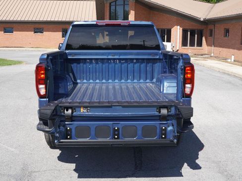 New 2026 GMC Sierra 1500 Elevation image 6