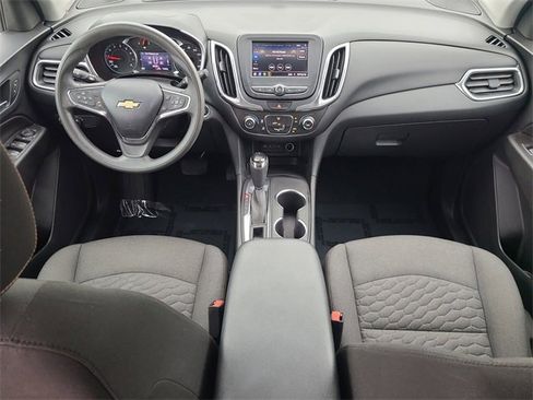 Used 2021 Chevrolet Equinox LT image 16