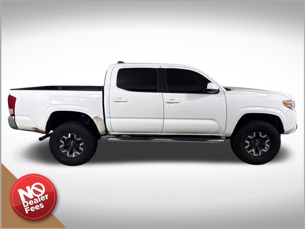 Used 2016 Toyota Tacoma SR w/ SR Convenience Package RWD image 2