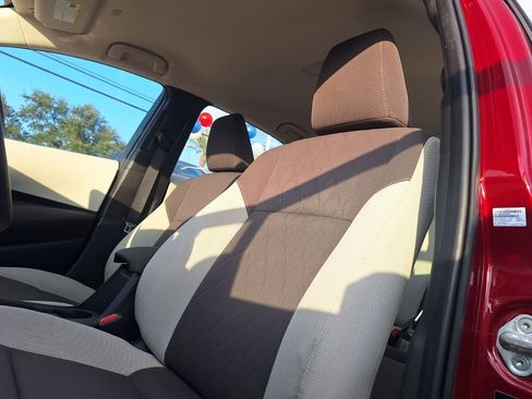 Used 2023 Toyota Corolla LE image 11