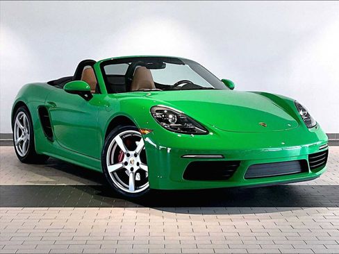 Used 2023 Porsche 718 Boxster S w/ Sport Chrono Package image 12