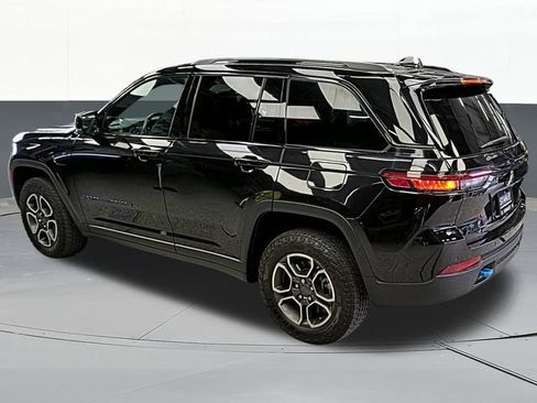 Used 2022 Jeep Grand Cherokee Trailhawk image 6