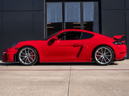 Certified 2023 Porsche 718 Cayman GT4 image 2