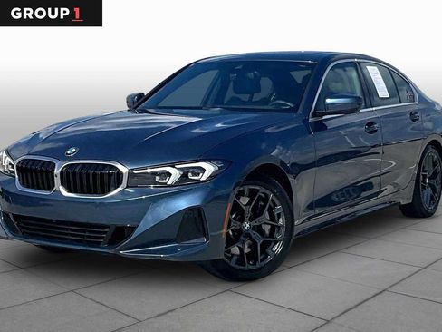 Used 2025 BMW 330i Sedan RWD image 1
