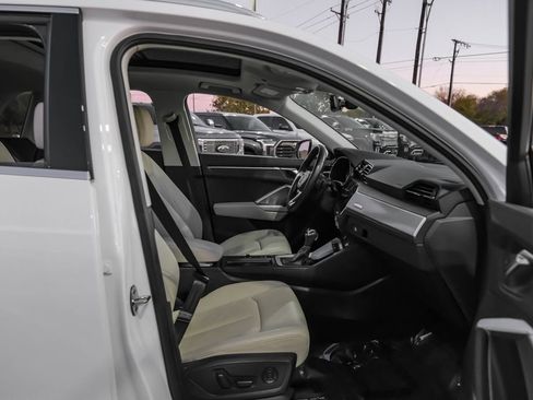 Used 2021 Audi Q3 2.0T Premium w/ Convenience Package image 34