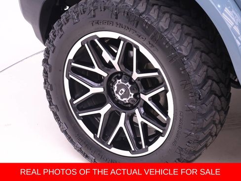 Used 2023 Ford Bronco Outer Banks AWD/4WD image 15