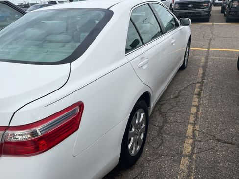 Used 2007 Toyota Camry XLE FWD image 14