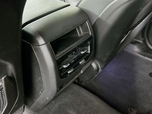 Certified 2023 Jeep Grand Cherokee Overland image 37