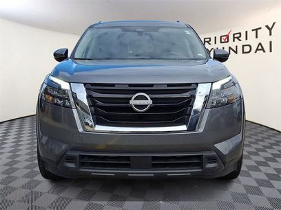 Used 2025 Nissan Pathfinder SV